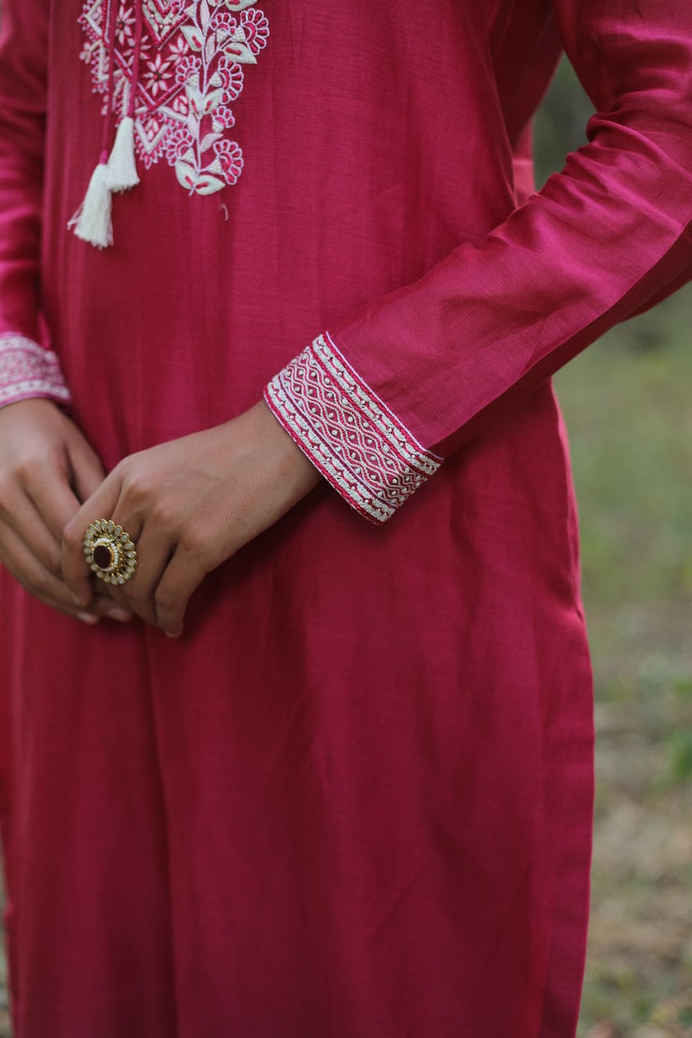 Contrasting Neckline Embroidered Kurta Set