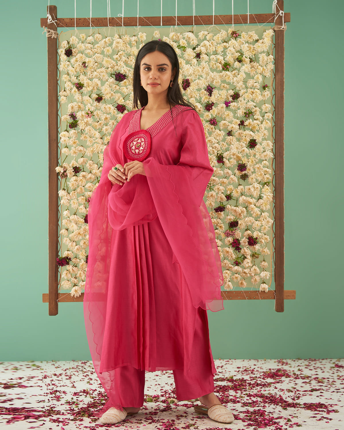 Rani V Neck Pleated Embroidered Kurta Set